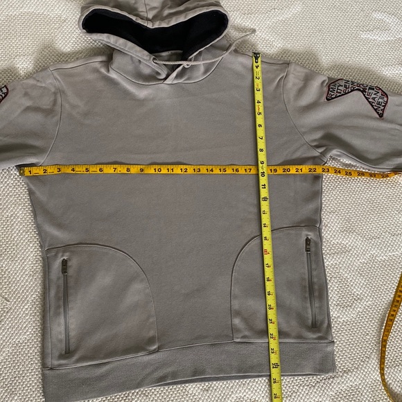REDUCED 🪷Y2K Armani Exchange light grey hoodie, pullover, embroidery AX on arms - Picture 12 of 17